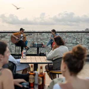 Хостел The Central House Galata 