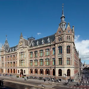 Отель Conservatorium *****